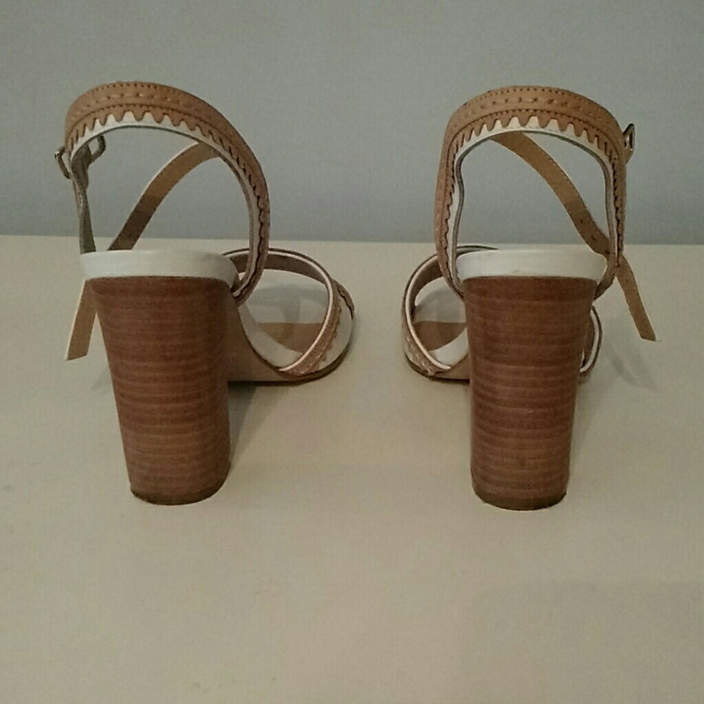 Saks Fifth Avenue White Vintage Heels - Picture 5 of 6